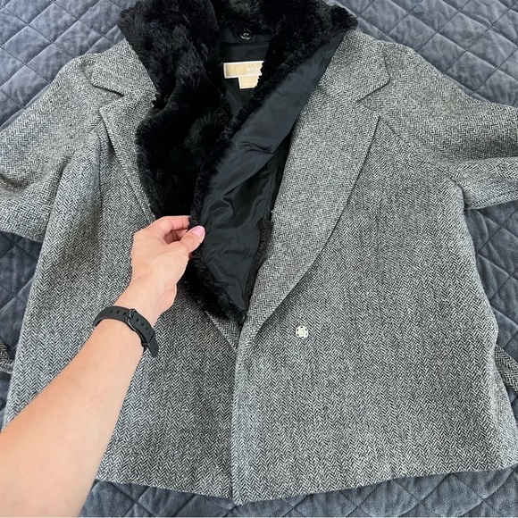 Michael Kors Coat Women Medium P Blazer Jacket Furr Collar Crop Sleeve Metallic - Picture 10 of 10